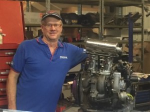 Brett Burford engine IMG_3283